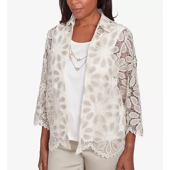Alfersd Dunner Womens Size S Tops - Alfred Dunner Almond and Cream Lace Jacket Size S New $30